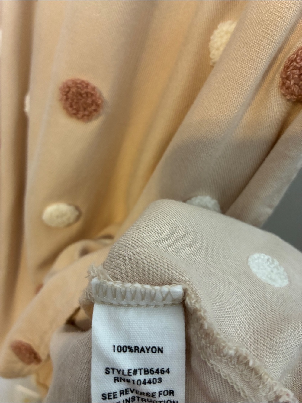 MINE Cream Top with White and Tan 3D Textured Polka Dots Sleeveless Small - Picture 5 of 7